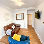 Rose Street\'S Hidden Treasure- 2Bed Newly Refurbished Apt